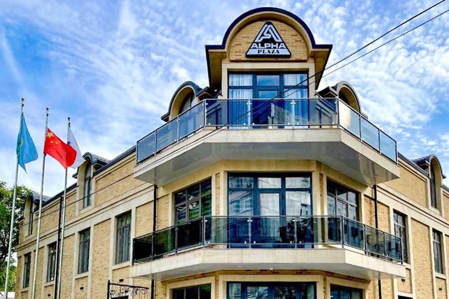 ALPHA PLAZA